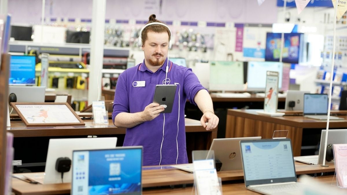 currys-reboot-offers-shoppers-best-of-both-worlds