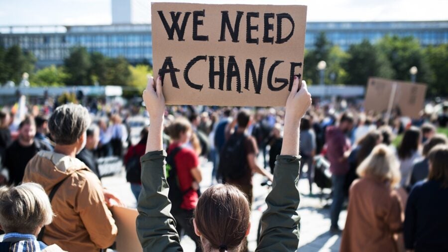 Climate quitters at a protest